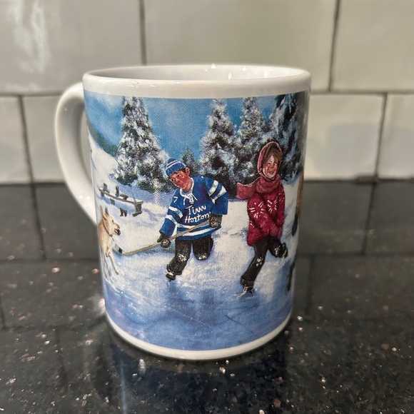Tim Horton's Limited Edition Collector Hockey mug - Picture 1 of 6